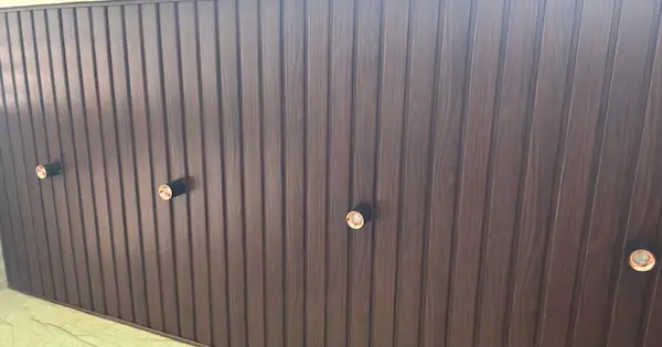 VOX Ceiling